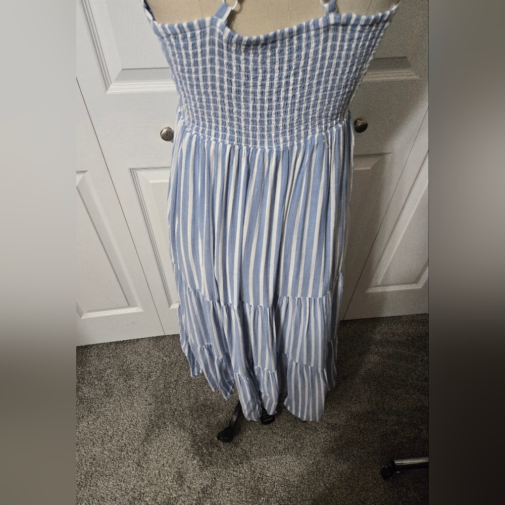Blue & White Striped Maxi Sun Dress, Small, Criss Cross Adjustable Straps, EUC - Picture 5 of 16
